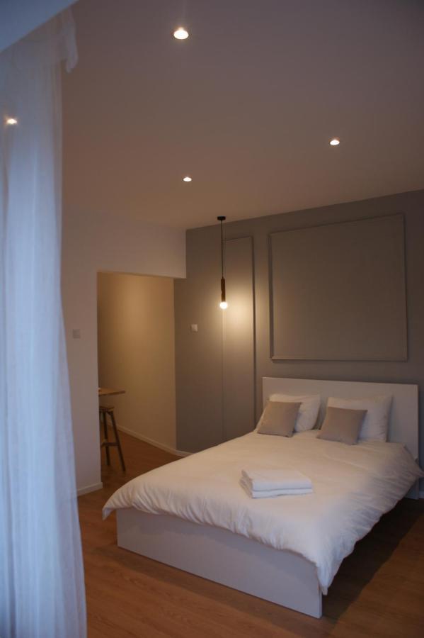 On The River Ultra Central Suites Bukurešť Exteriér fotografie