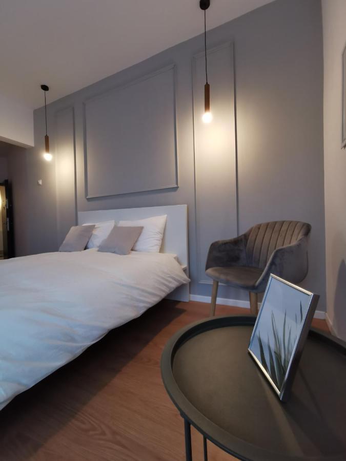On The River Ultra Central Suites Bukurešť Exteriér fotografie